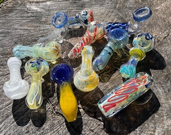 Pipas de vidrio 2 pipas de vidrio soplado a mano PACK MYSTERY PIPES por un precio, algunas pipas de vidrio con humo que cambian de color. 2 pipas por un precio.