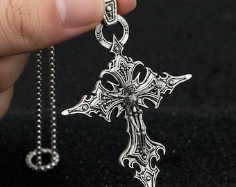 Collar de cruz gótica de medianoche, colgante de fe oscura, cadena punk grunge Y2K, joyería urbana alternativa negra, estilo gótico cristiano unisex