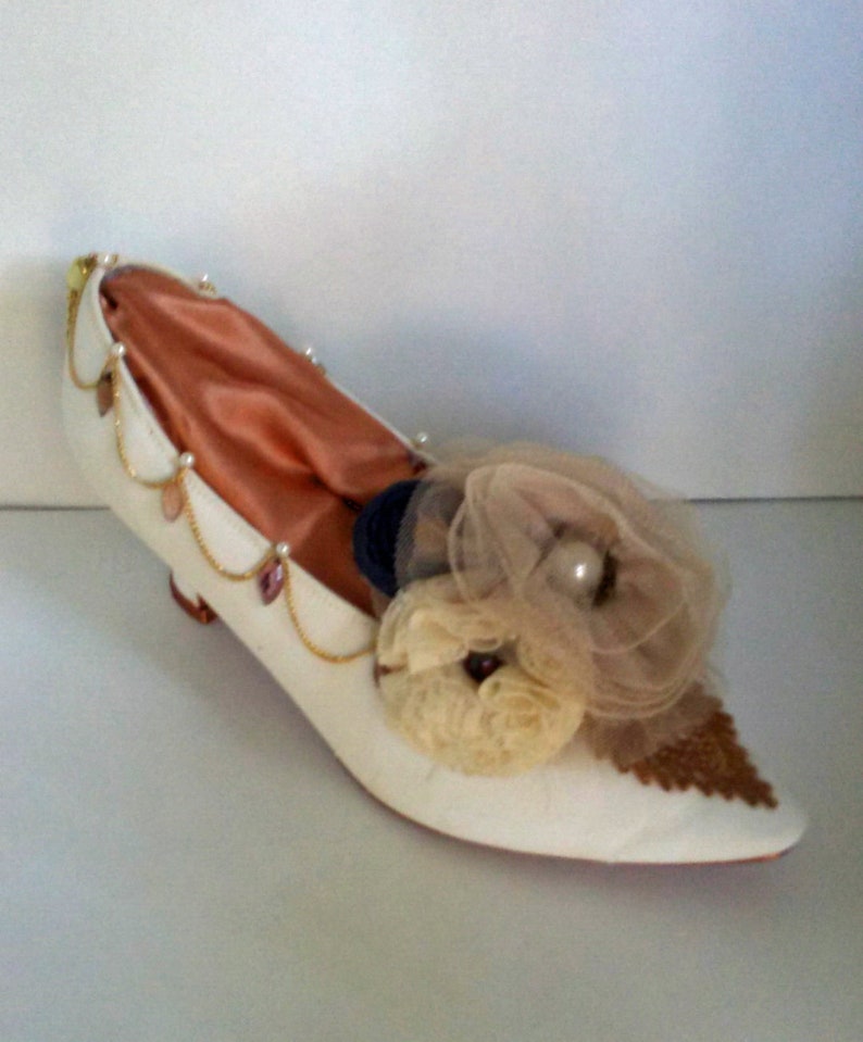 Decroative Bronze Jeweled Shoe