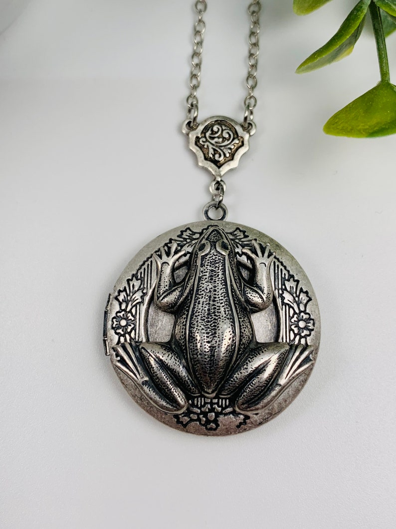 Antique Silver Frog Locket Necklace image 3