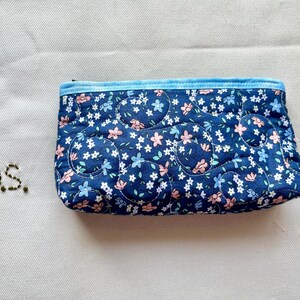 Floral Quilted Cell Phone Pouch: Blue, Coral & White Flowers