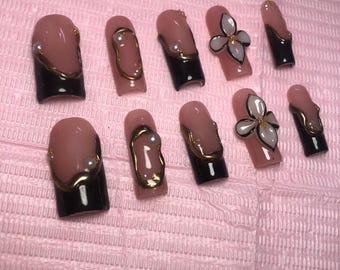Black & White classy modern press on nails | 3D flower design | gold chrome | pearl charms
