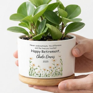 Personalized Retirement Plant Pot, Happy Retirement Gift Flower Pot , Custom Retirement Gift for Women, Coworker Gift,