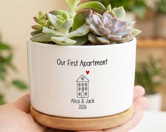 Gepersonaliseerde succulente plantenbak voor stel, ons eerste appartementcadeau, aangepaste namen jaar nieuwe huis housewarming plantenbak