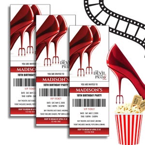 Könnte beinhalten: Eine Sammlung roter und weißer Geburtstagsparty-Tickets mit einem Design von High Heels. Die Tickets sind für Madisons 10. Geburtstagsparty und enthalten Veranstaltungsdetails. Ein Popcorn-Becher und ein Filmstreifen sind ebenfalls vorhanden.