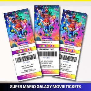 Pode incluir: Tr&ecirc;s bilhetes de cinema Super Mario Galaxy. Cada bilhete apresenta Mario, Luigi e outros personagens do filme. Os bilhetes s&atilde;o para a festa de 5 anos de Jackson, com data, hora e local impressos.