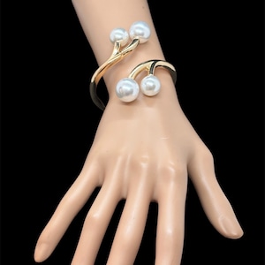 Bangle, Pearl Bracelet, Gold and pearl Bracelet, white Pearl Bangle ,Gold cuff, Gift for her, Everyday use,Birthday gift,same day shipping
