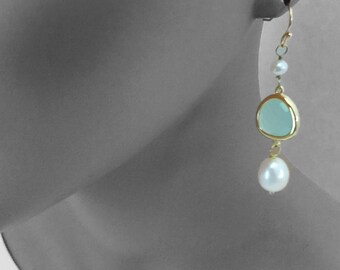 Dangle Earrings,Sage color Crystal,Pearl Earrings,Gift for her,Birthday Gift, Everyday use, same day shipping,green pastel color