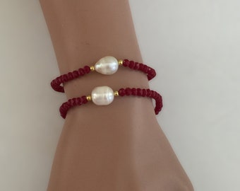 FREE shipping,Pearl bracelet,Red Crystal Stretch Bracelet,Gift for her,Good luck charm,birthday gift,same day shipping,red white bracelet