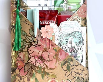 Blind Date With a Book | Mystery Book Gift | Book Lover Gift | Book Box Bundle | Choose Your Genre | Cozy Reader Gift | BookTok Gift Box