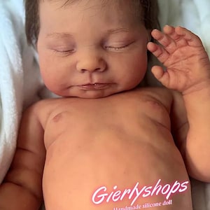 Bambola reborn interamente in silicone, neonata da 56 cm, realizzata a mano, neonata realistica in silicone, oggetto da collezione, regalo di compleanno per lei