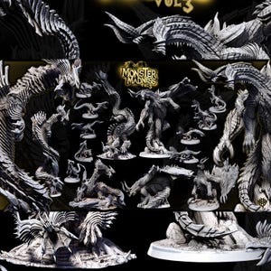 Op de afbeelding: Een verzameling grijze en witte miniatuur monsterfiguurtjes met ingewikkelde schubben, scherpe klauwen en vleugels. De set bevat diverse draakachtige wezens in dynamische houdingen, met de tekst Monster Madness Vol 3 centraal weergegeven.