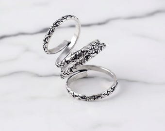 Four Band Spinner Ring | Open Floral Cluster Ring | Unique Multi-Band Statement Ring | Oxidized Flower Design Jewelry
