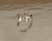 forrest cat ring, silver . colored stone eyes satin high polish finish