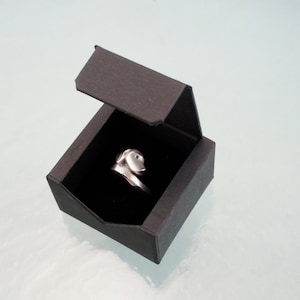 silver labrador retreiver ring. pick your diamond color. satin and high polish finish . image 2