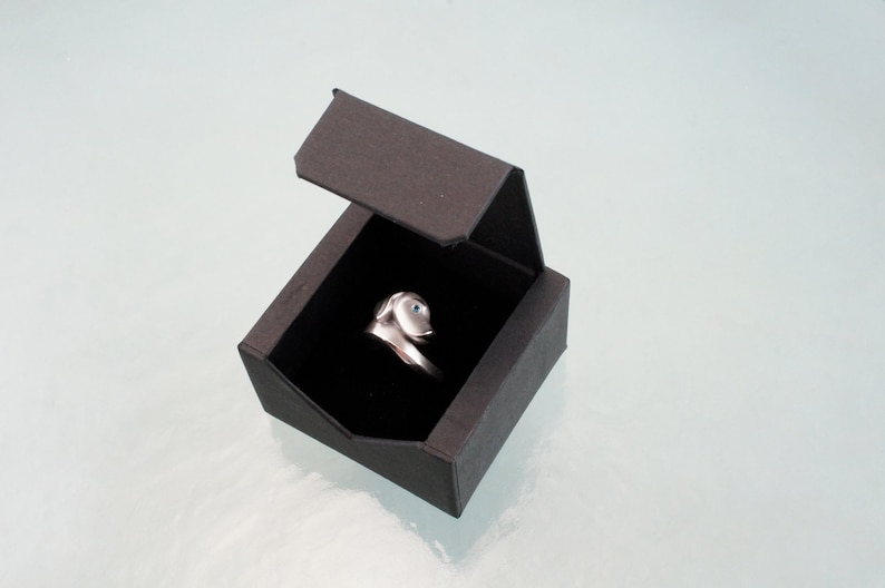 silver labrador retreiver ring. pick your diamond color. satin and high polish finish . image 2