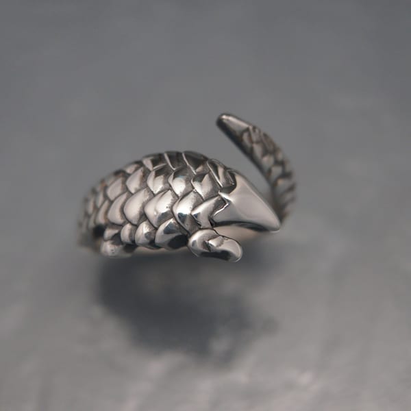 pangolin ring,  silver