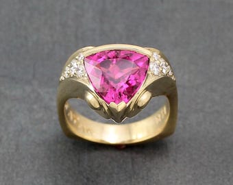 pink tourmaline  18 kt. ring