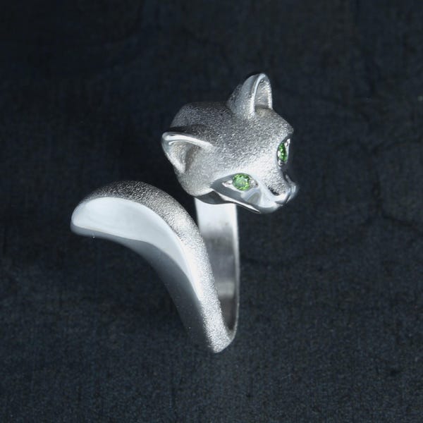 cat ring, diamond eyes. silver .  pick your color.