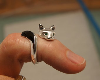 cat ring, diamond eyes. silver .  pick your color.