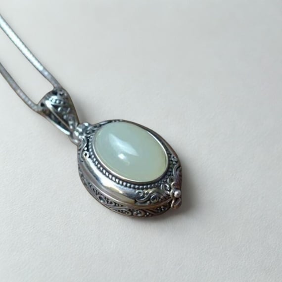White Jade Locket Necklace – Witchcore Spiritual Amulet Pendant, Vintage Silver Gawu Box Jewelry Gift for Women