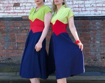 20 % OFF SALE // vintage 1940s tri-tone novelty front zip dress {xs}