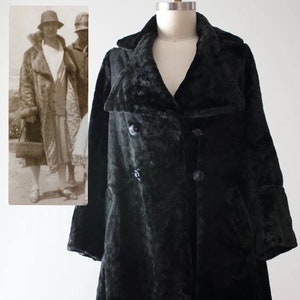SALE // MARKED DOWN vintage 1920s faux fur coat
