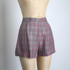 vintage 1940s plaid shorts {27W} as-is