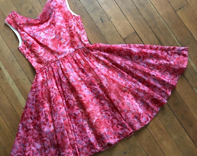 Trunk of Dresses by TrunkofDresses on Etsy