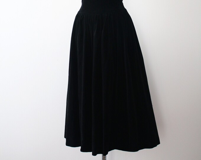 S/M | 1950s Black Cotton Velvet Two Piece Skirt Set – Walk by Charles Inc.