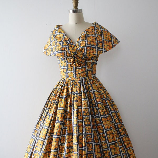 MARKED DOWN vintage 1950s floral sun dress