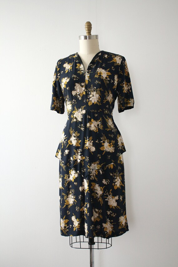 vintage 1940s floral rayon dress