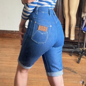 vintage 1960s Maverick Blue Bell cropped jeans {xxs}