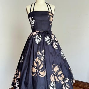 vintage 1970s Malia leaf sun dress {m}