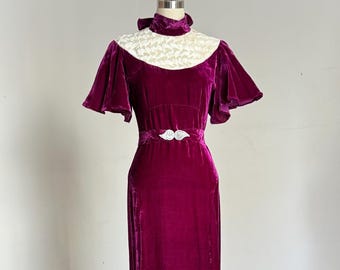 20 % OFF SALE // vintage 1930s purple pink velvet evening gown {s}
