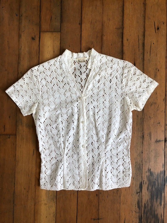 vintage 1940s eyelet top {xs} - image 4