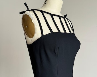 20 % OFF SALE // vintage 1960s cage neck wiggle dress {xs}