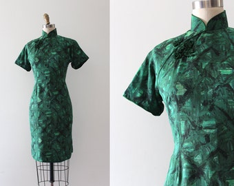 vintage 1960s Cheongsam dress // 60s green silk wiggle dress