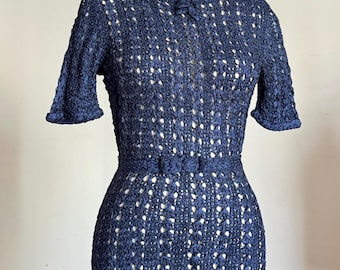 20 % OFF SALE // vintage 1940s ribbon knit dress {xs-m}