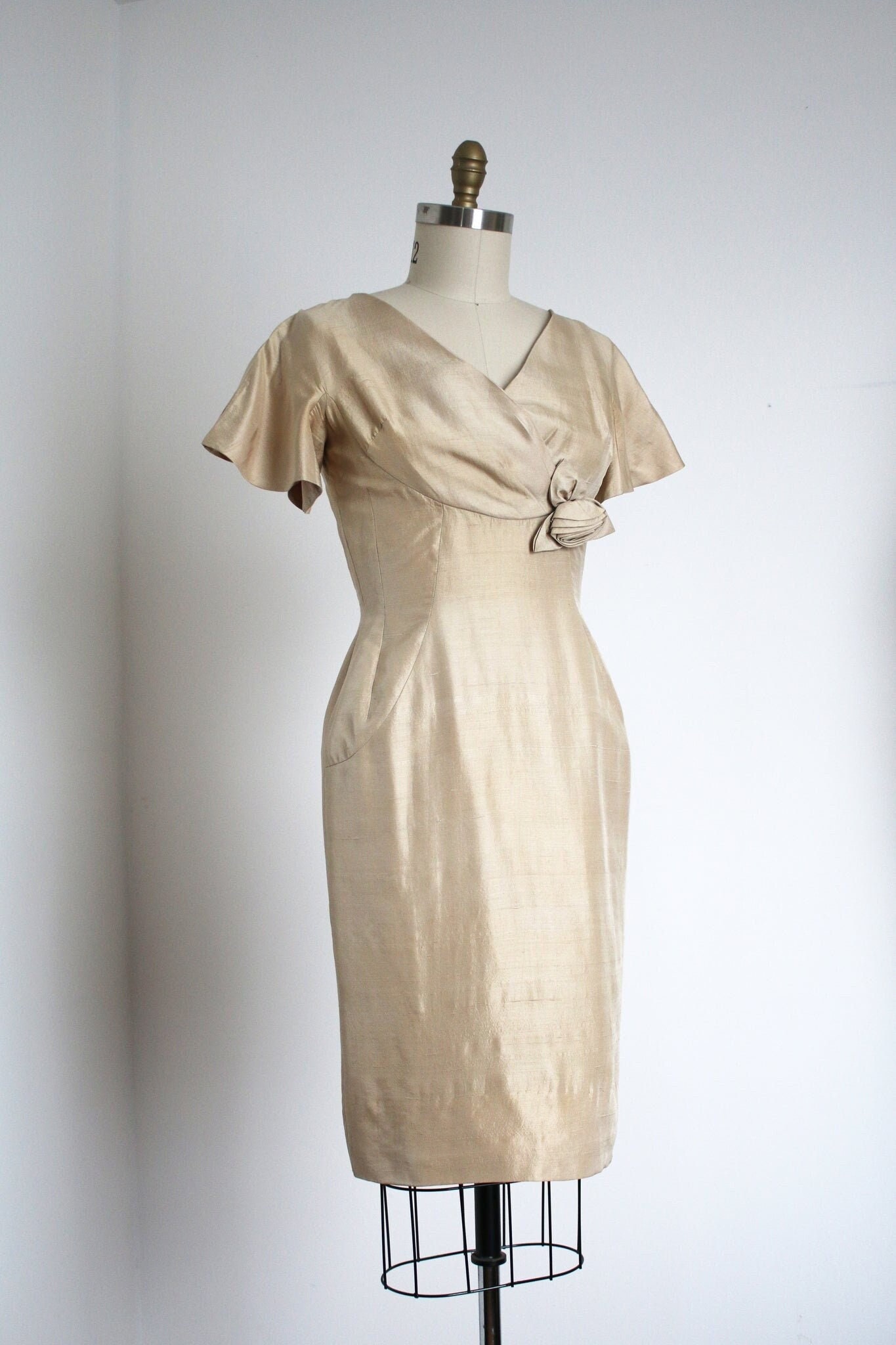 Real Vintage Search Engine Vintage 1950S Silk Dress M $122.85 AT vintagedancer.com