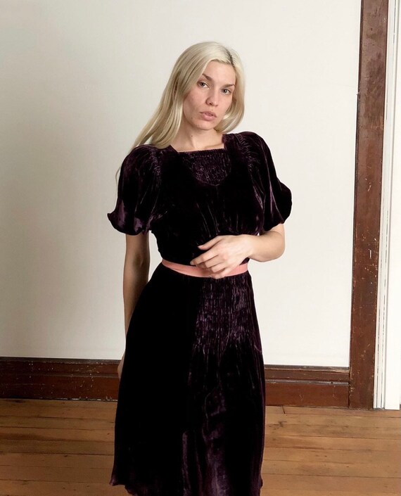 Sugar Plum Fairy Dress 30s purple velvet dress with antique lace collar small