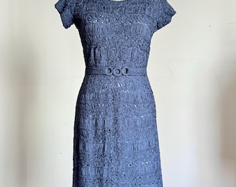 20 % OFF SALE // vintage 1940s 50s ribbon dress {m}