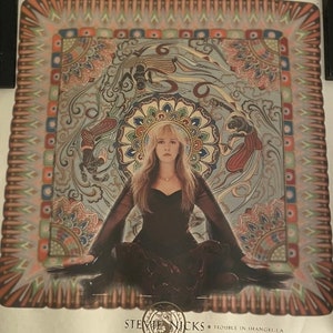 Raro. Póster original de Stevie Nicks Trouble in Shangri La. Fleetwood Mac.