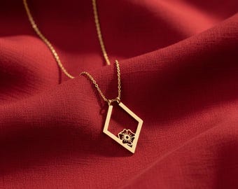 Ring Holder Birth Flower Necklace, Birth Flower Ring Holder Necklace Geometric, Engagement Ring Keeper Pendant, Wedding Ring Keeper Jewelry