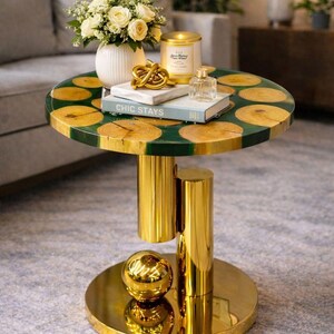 Bijzettafel van harshout | Salontafel met groen goudkleurig metalen onderstel