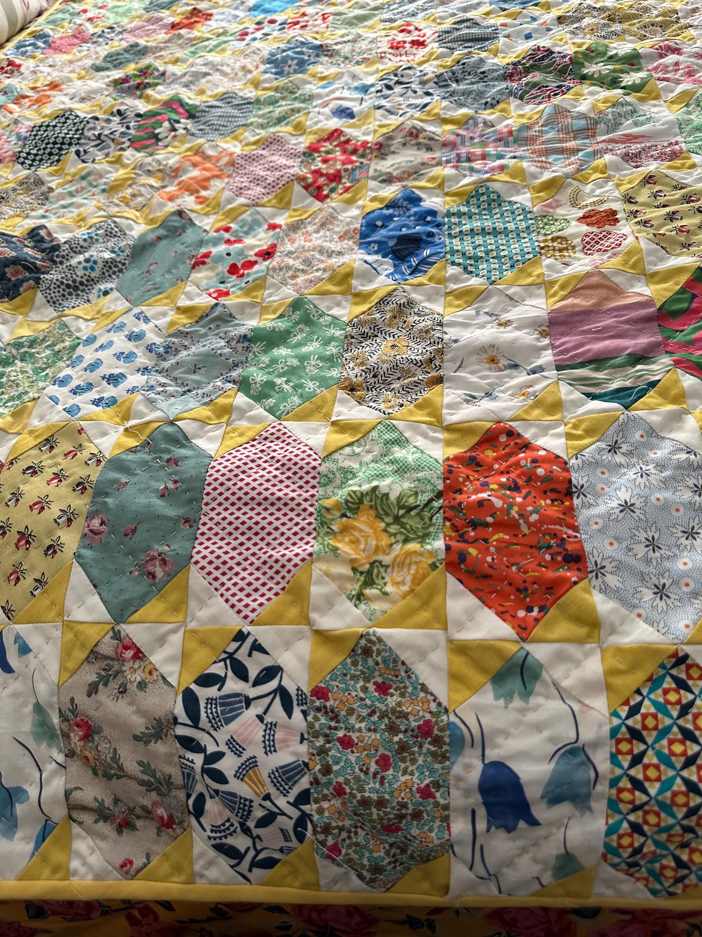 Cv Chartreuse Quilt Pattern and Starter Pack of Fabrics - Etsy