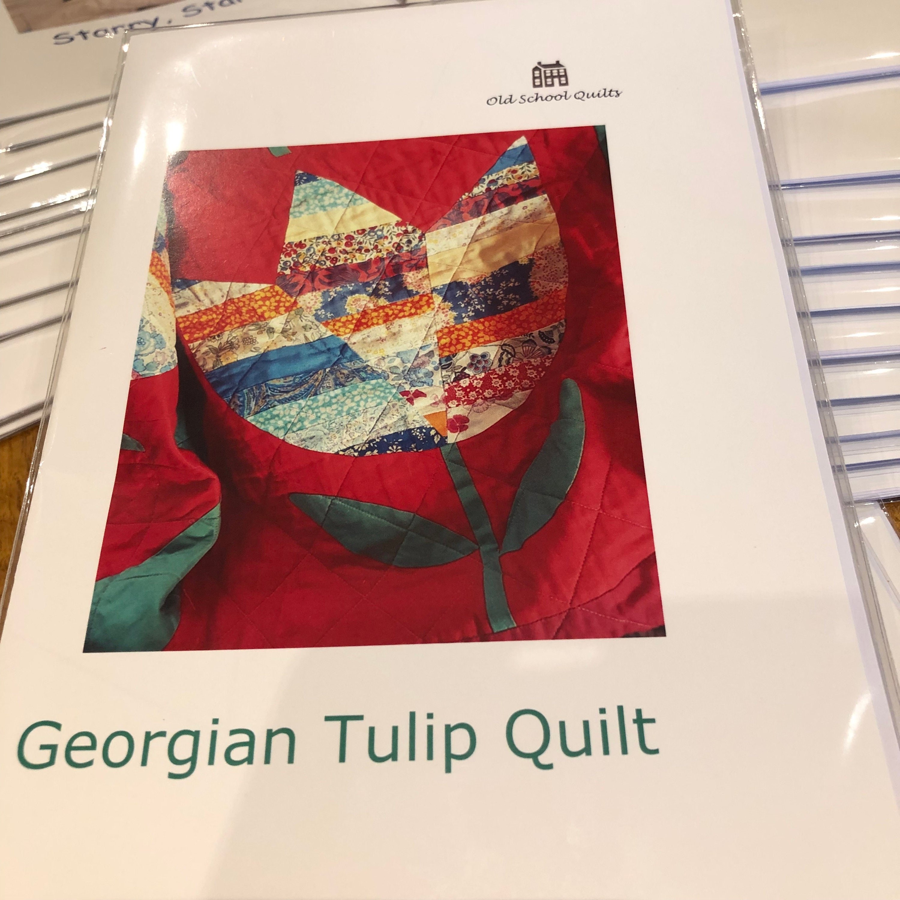 Ek Tulip Quilt From old School Quilts Etsy