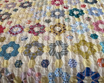 cv Honeydew quilt pattern
