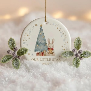 Adorno navideño personalizado para el primer bebé: conejito de cerámica de recuerdo personalizado, decoración con el nombre del recién nacido