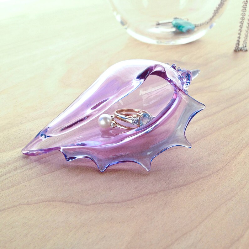 Ring Holder Dish, Necklace Pendant Organization, Hand Blown Glass Seashell,Purple  Lavender 